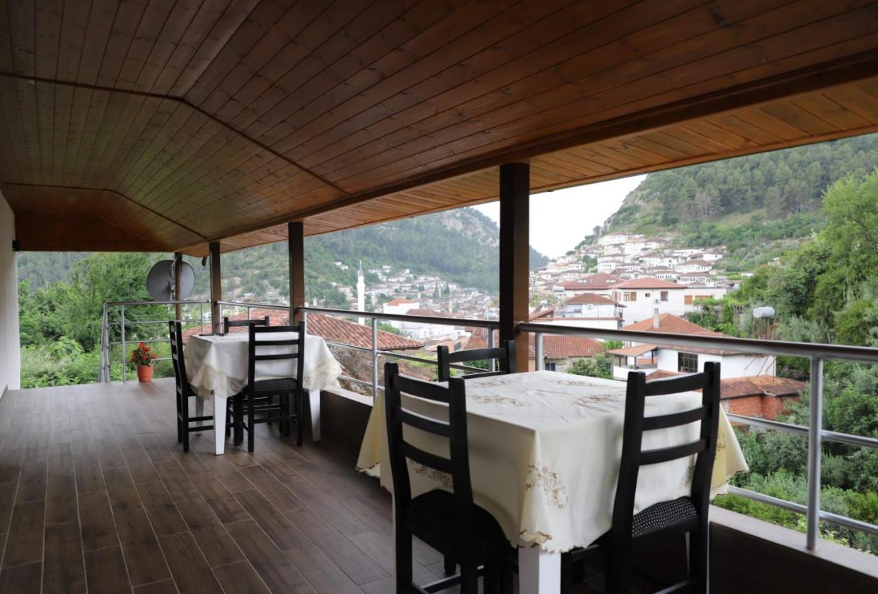 Guest House Bumbli Berat Exterior photo