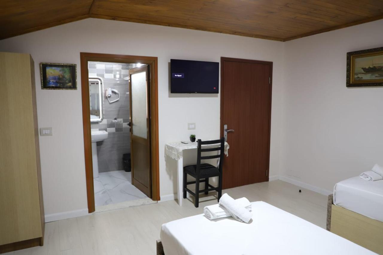 Guest House Bumbli Berat Exterior photo